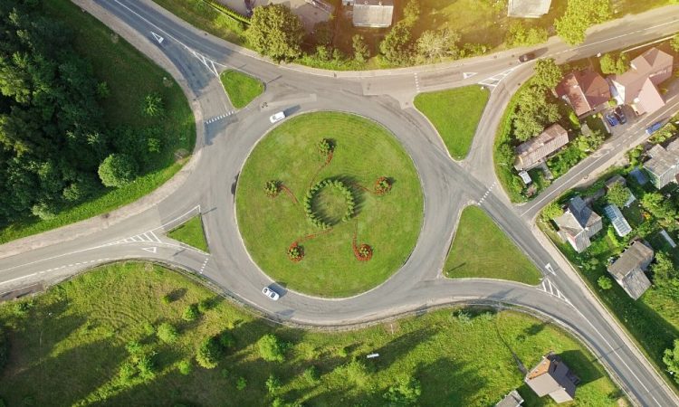 Lavori Urbanizzazione Primaria esclusivi per Ingegneri, architetti esclusi.