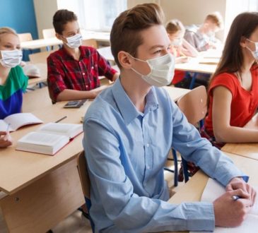 La sicurezza inizia dai banchi di scuola, 10 Scuole, 10 Ordini, 10 Città