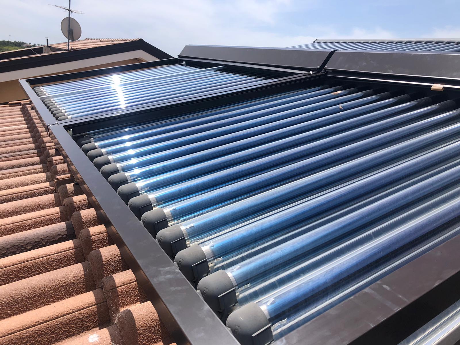 La protezione per collettori solari, resistente e adattabile